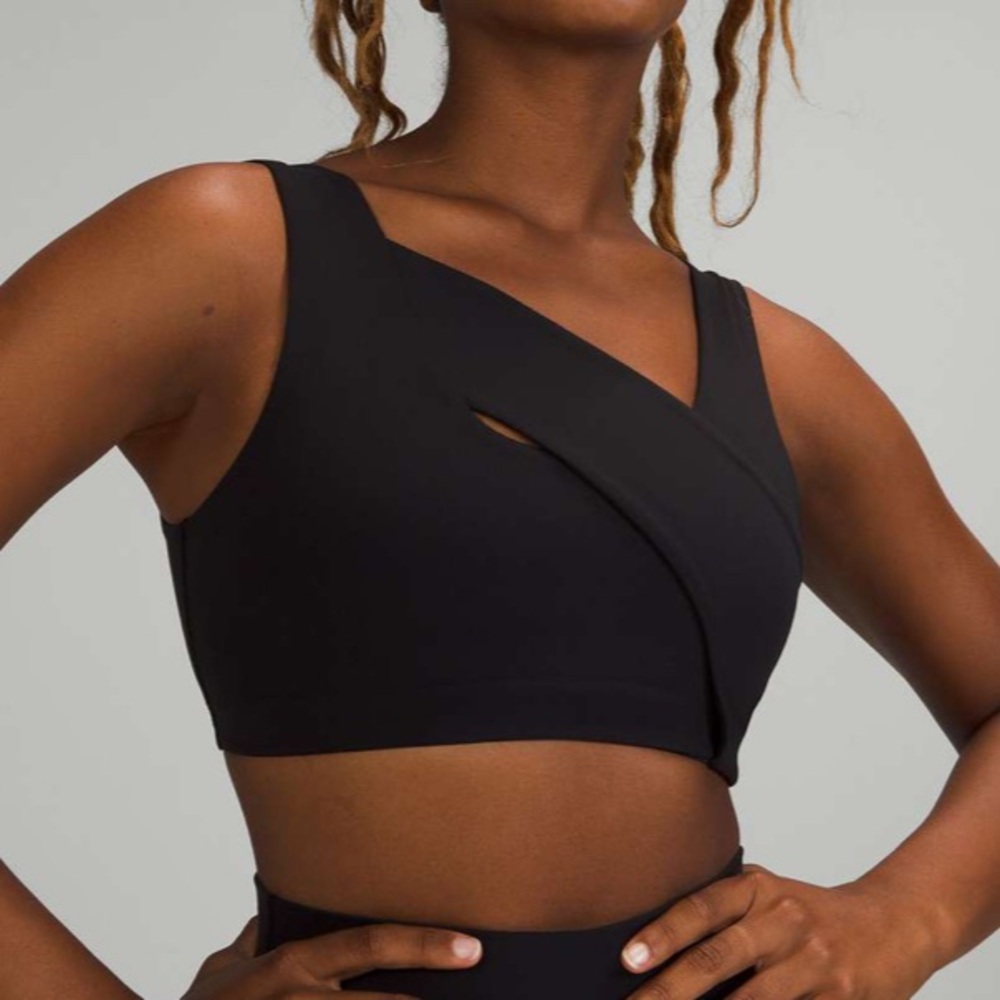 Lululemon Nulu Cross Front Sports Bra B/C Cup Light Support 12 W2CSKS
